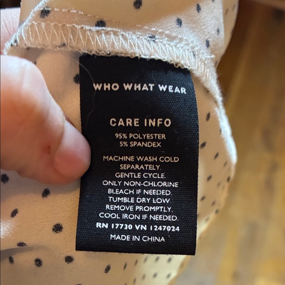 Who What Wear White Polka Dot Blouse - Picture 4 of 4